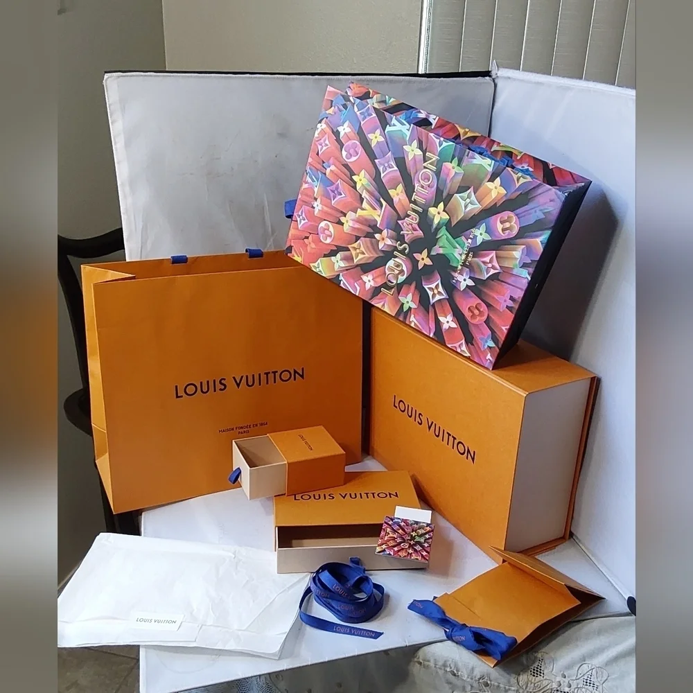LOUIS VUITTON‎ BOXES & BAGS STORAGE  /ORGANIZER PACKAGE